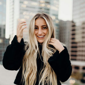 Meet your Posher, Sabrina